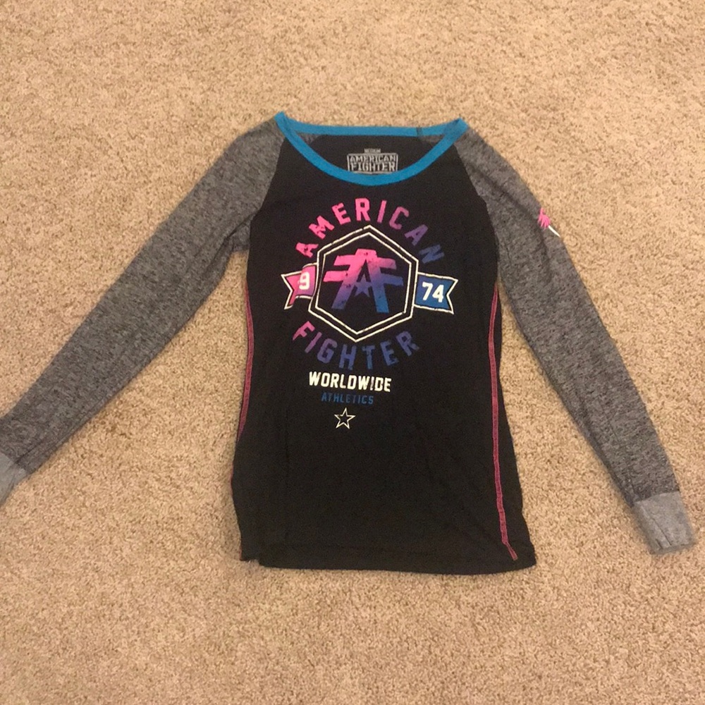 Long sleeve tee